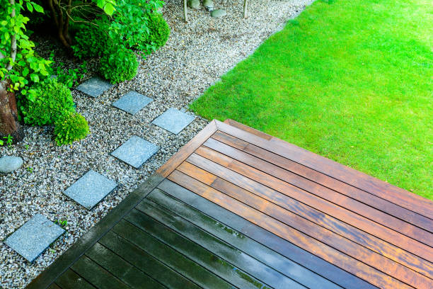 Best Animal Enclosure Cleaning  in Justice, IL